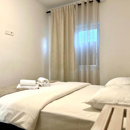 W Apartments コトル エクステリア 写真