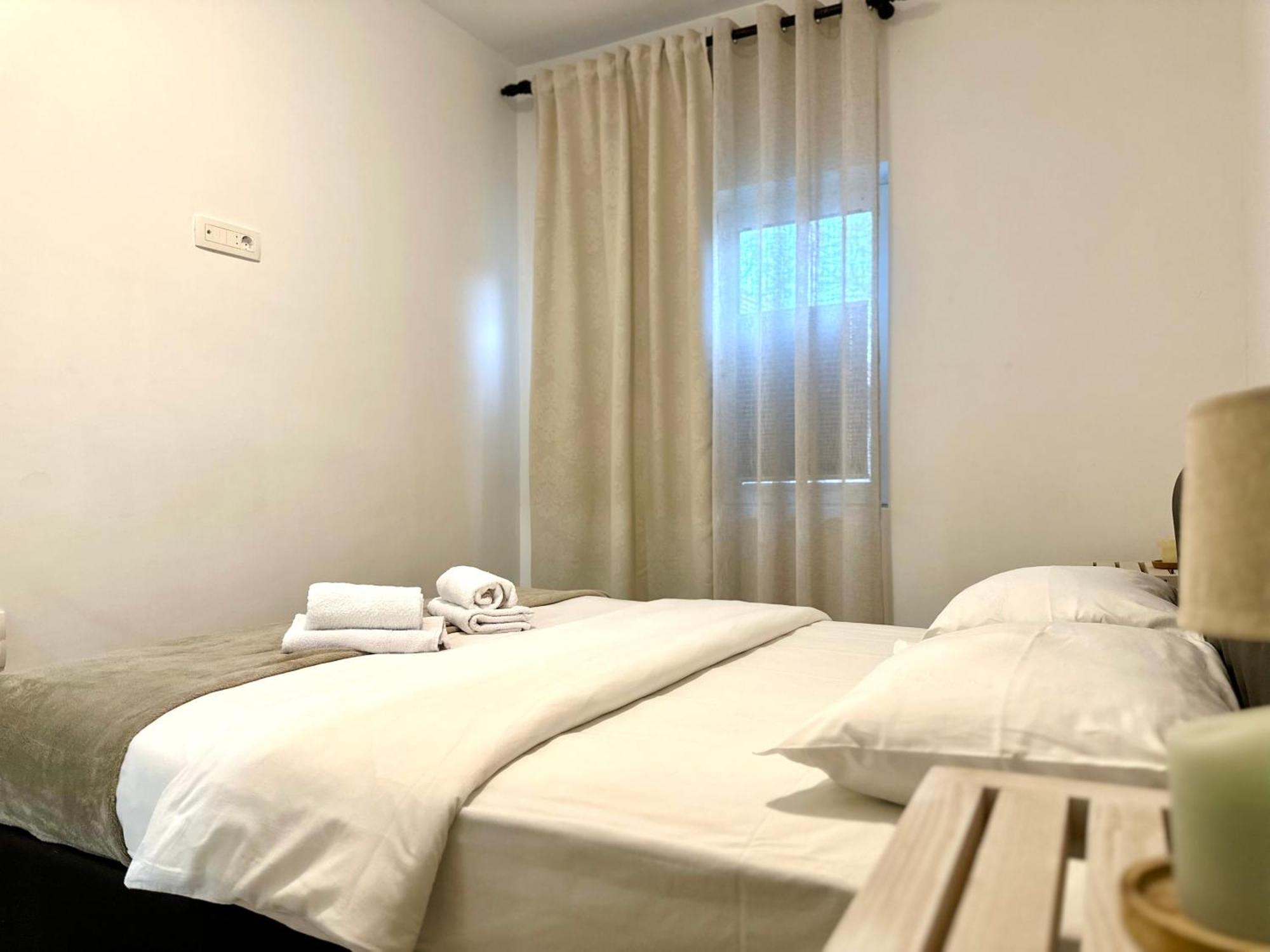 W Apartments コトル エクステリア 写真