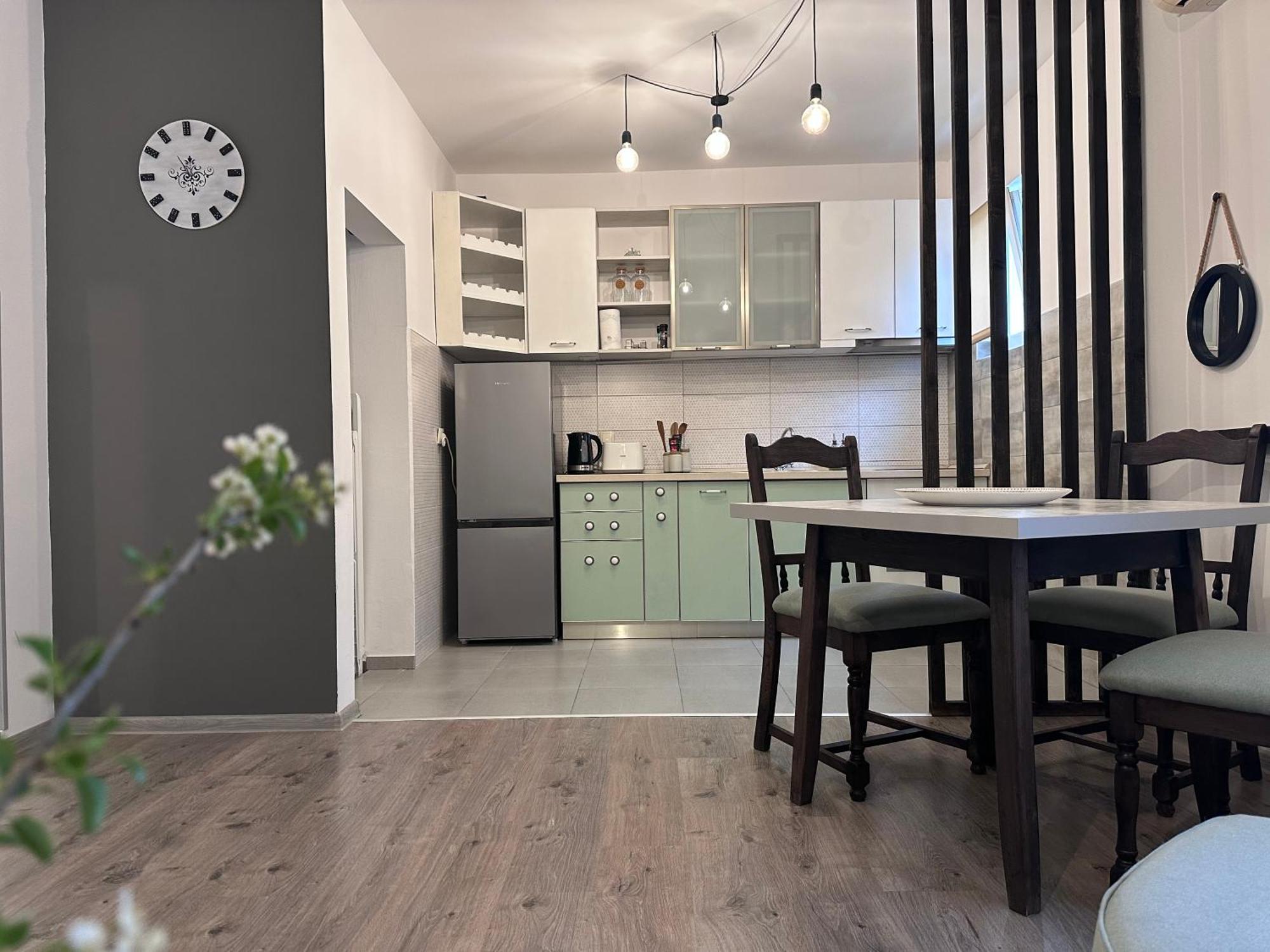 W Apartments コトル エクステリア 写真
